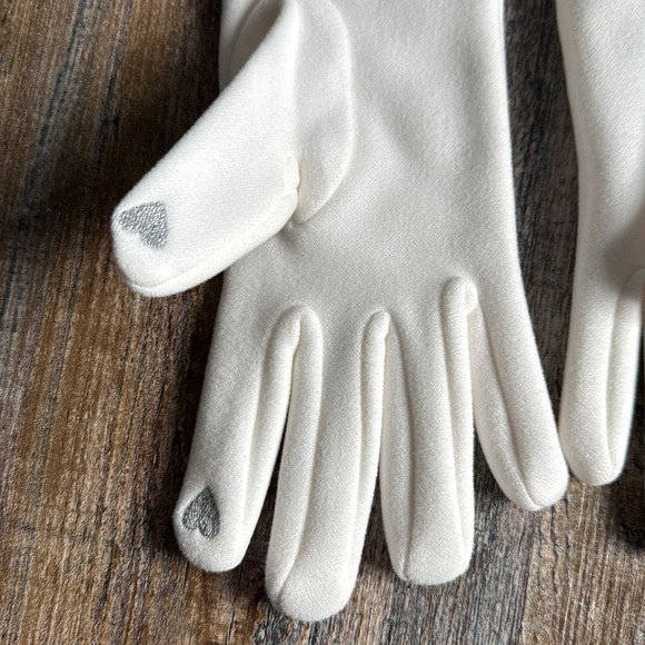 Secret | White Gloves with Rhinestones - Picture 3 of 6